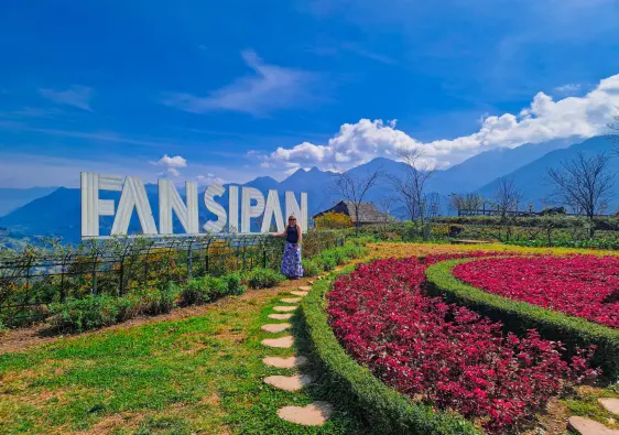 Fanspian sign at the base of Fansipan mountain