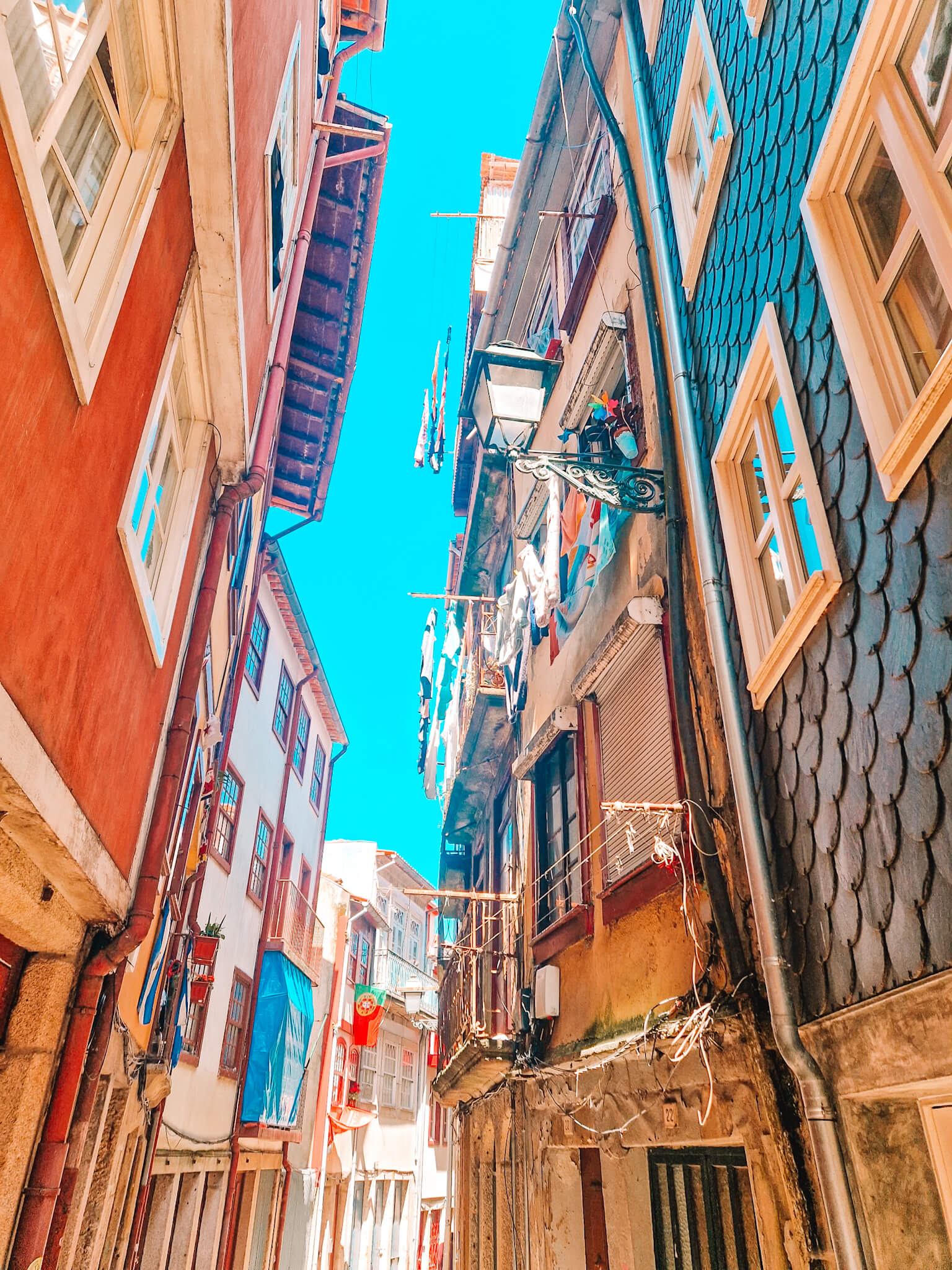 narrow street porto