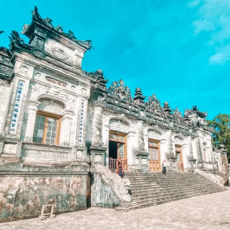 Hai Van Pass Guide: How to Ride Vietnam’s Most Scenic Route as a Solo Traveller